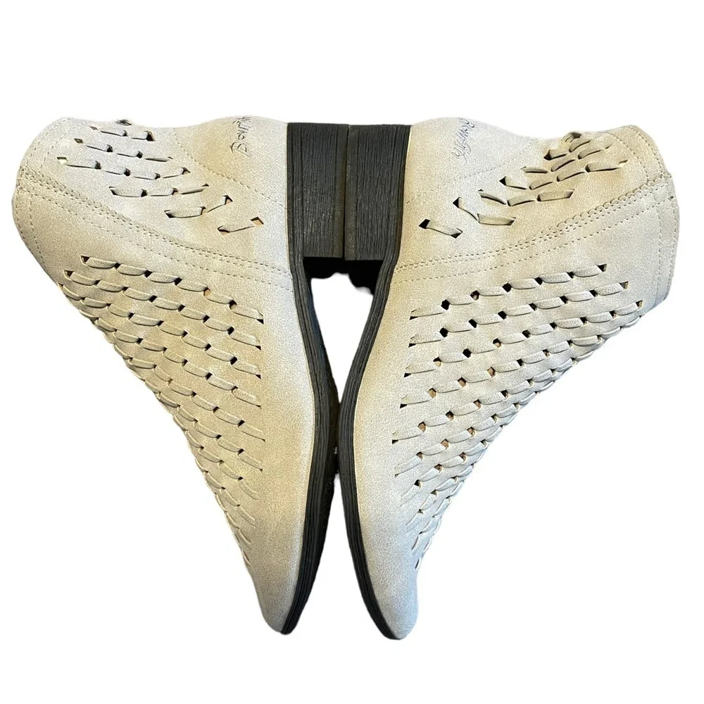Blowfish Grey Ankle Booties w/Weave Detail & Side Zipper - Sz 6 - Picture 8 of 11